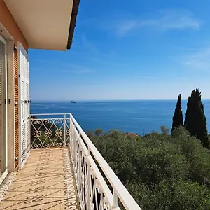 villa-con-vista-mozzafiato.hotelitalianriviera.com/